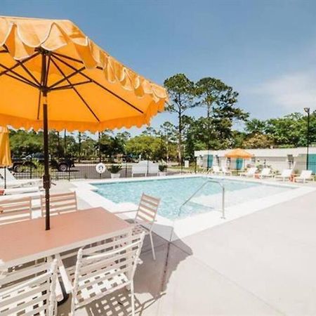 Gulf Shores Getaway Steps Away From The Pool! Exterior photo